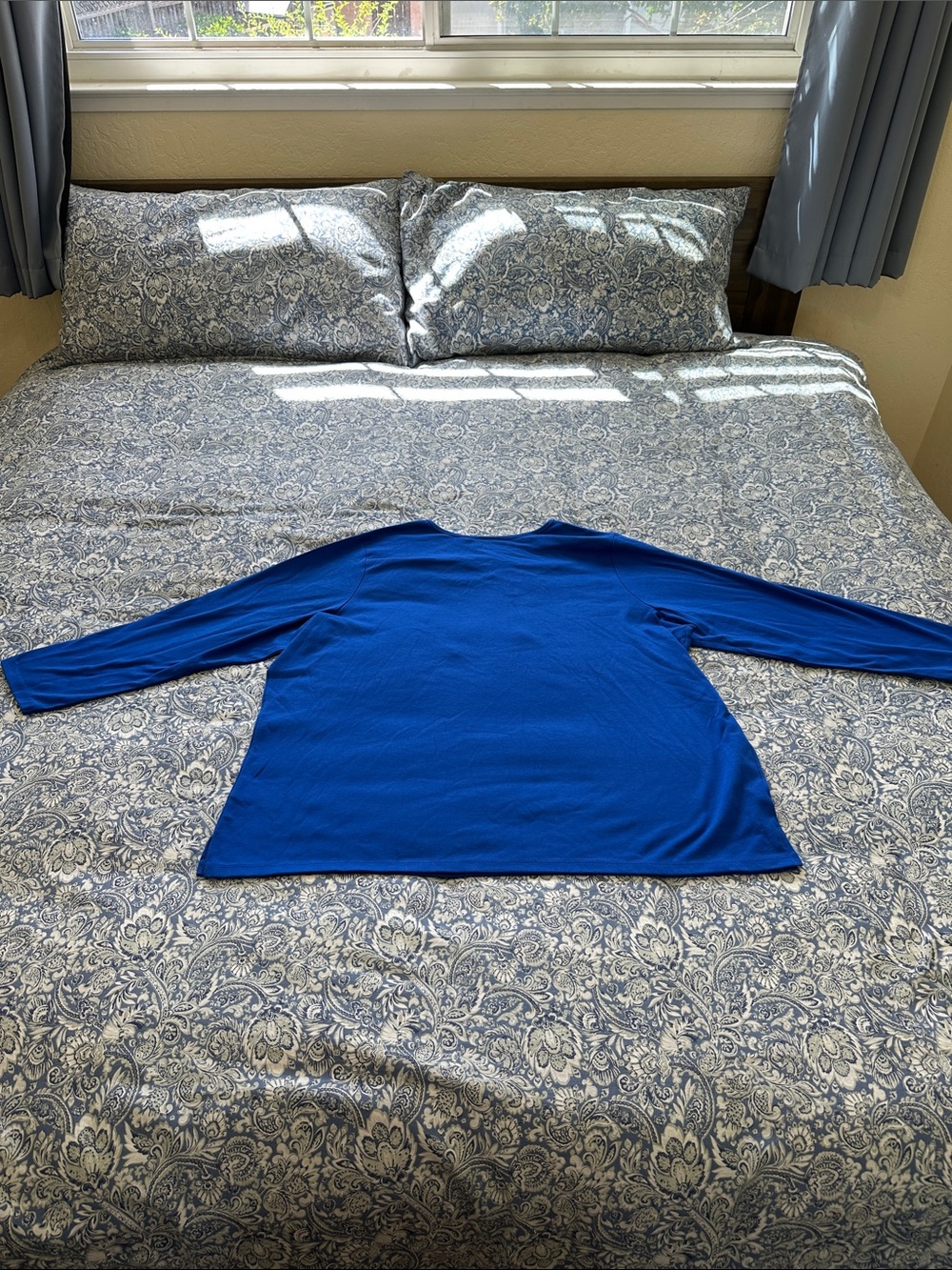 Quacker Factory Royal Blue Witch Cat Embroidered Top - Picture 8 of 8